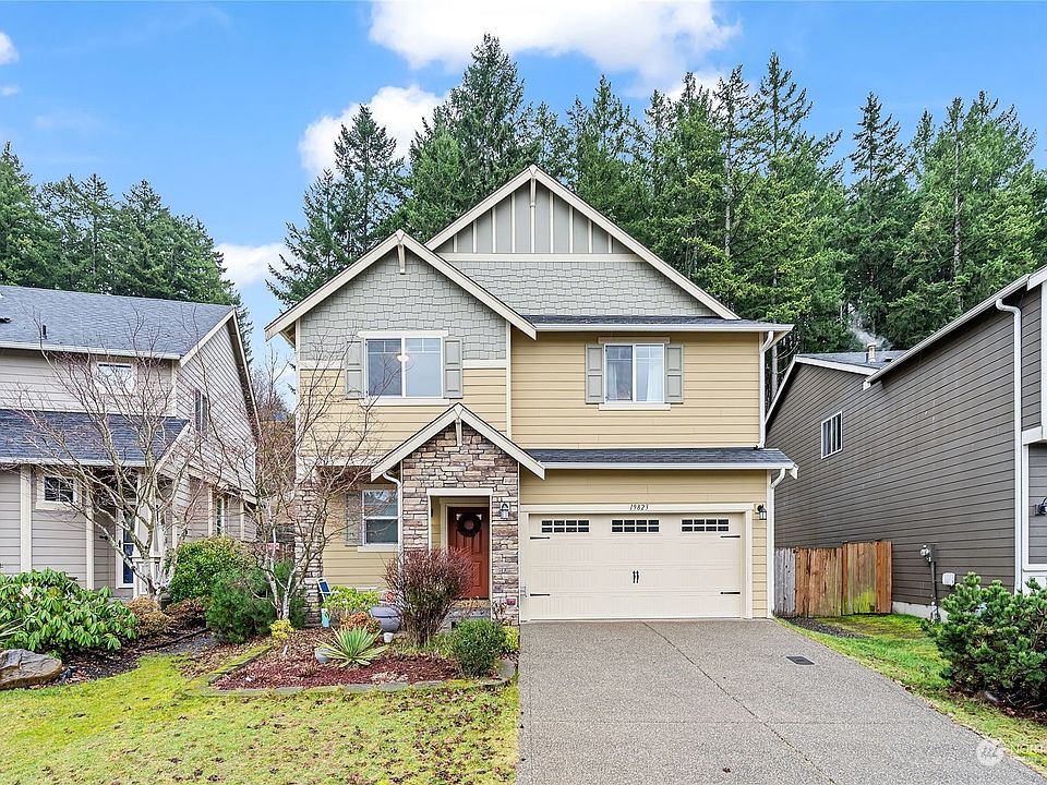 1st image of 19823 91st Avenue E