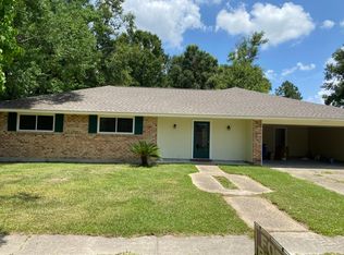 1112 Weeping Willow Dr, Denham Springs, LA 70726