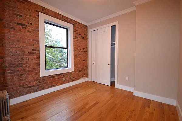 Rented by Silverstein Collection LLC  | media 9