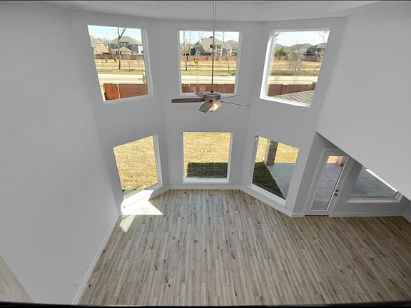 2nd image of 9919 Regal Bend Dr