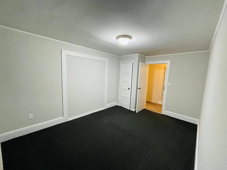 111 Glen Head Rd — Photo 5