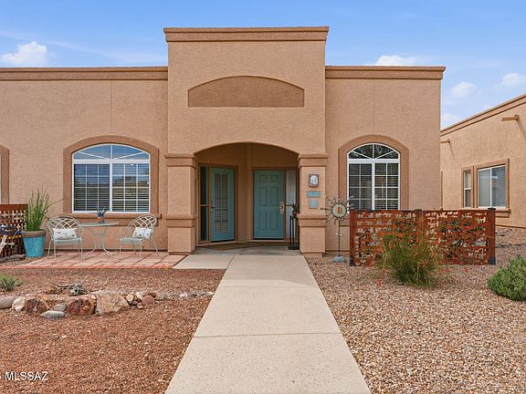 3rd image of 1940 W Demetrie Loop