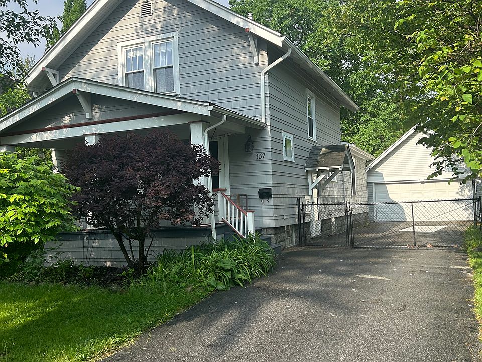 1st image of 157 Los Robles St