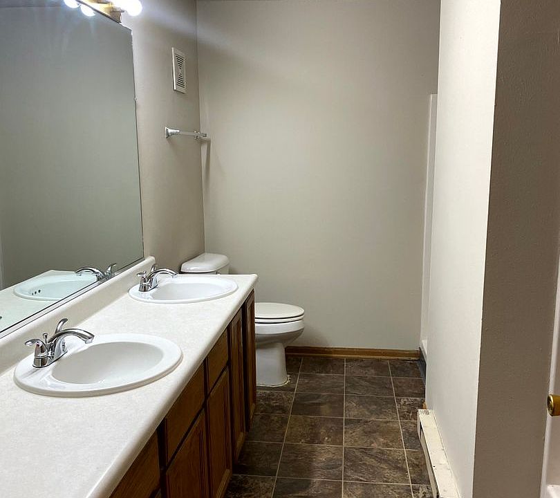 1st image of 1201 E Bell Ave #27
