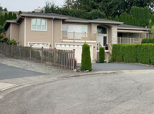 729 Elm Pl W, Edmonds, WA 98020