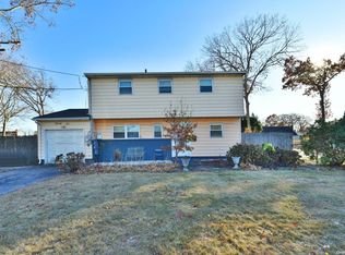 96 Jefferson Ave, Amityville, NY 11701