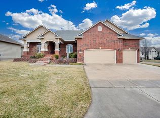 2925 N Pepper Ridge Ct, Wichita, KS 67205