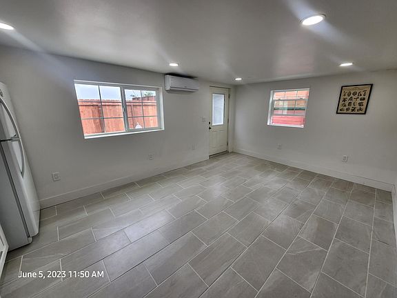 4th image of 3160 Chicago St #B