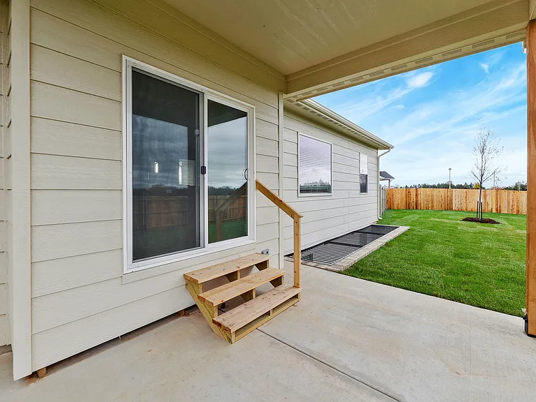 584 Long Path Ct — Photo 41