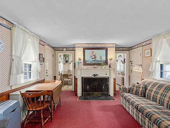 3rd image of 30 Alden Way