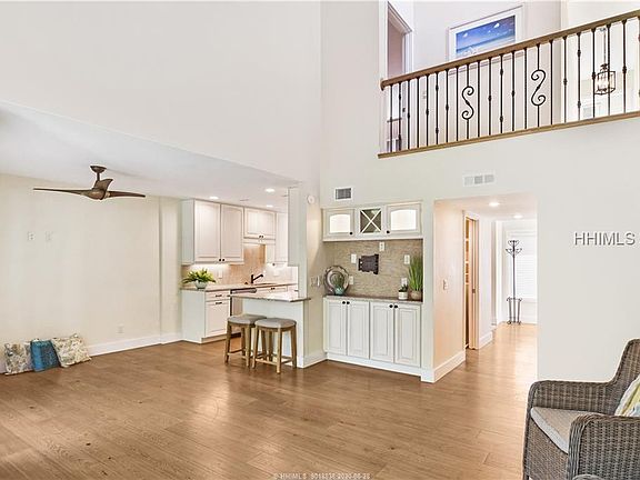 5th image of 43 Cordillo Pkwy APT 107