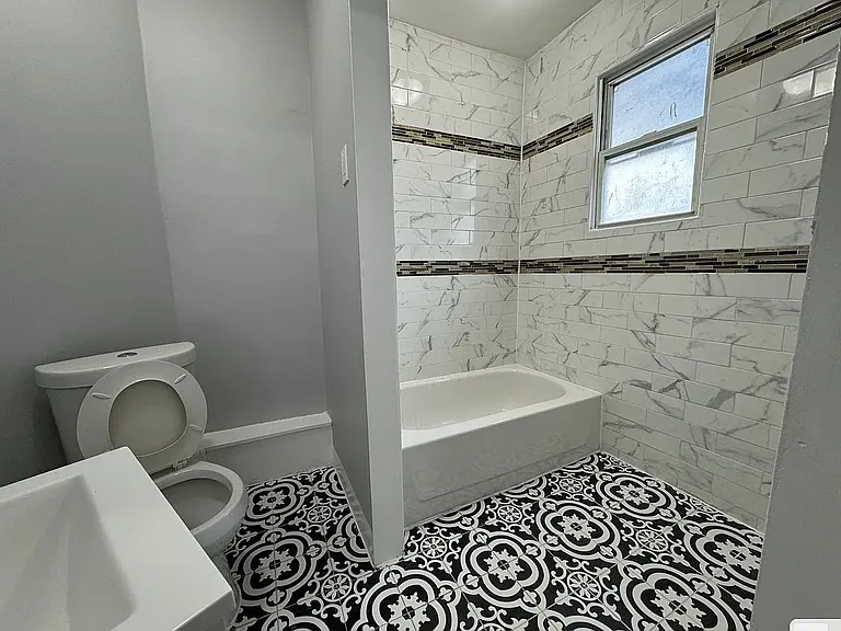 52 Harrison Ave #6C — Photo 5