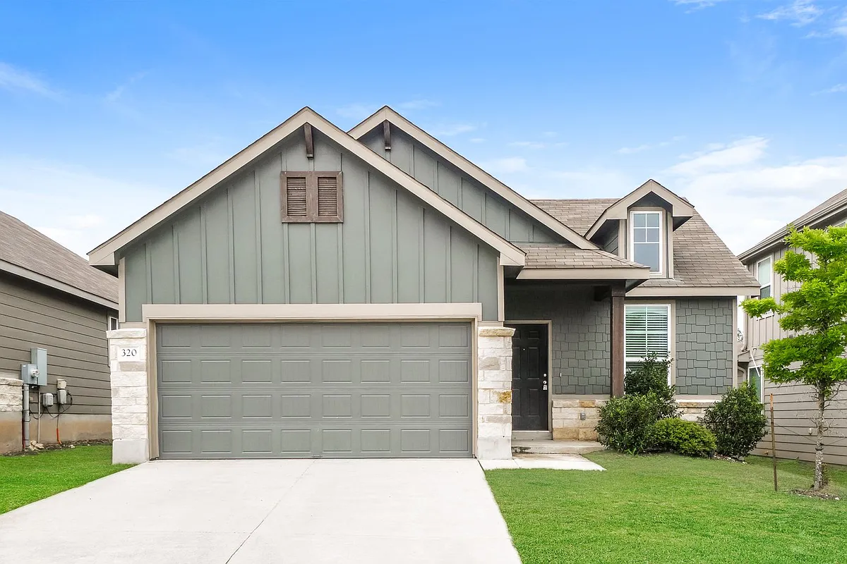 Building Photo - 320 Salz Way