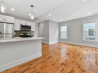 72 W Eagle St #1B, Boston, MA 02128