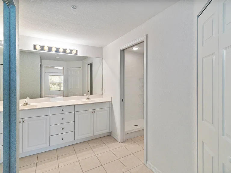 6351 Bay Cedar Ln — Photo 14