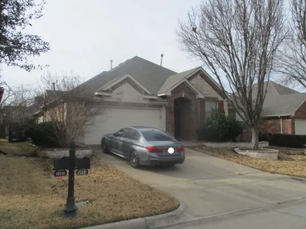 5513 Post Ridge Dr, Fort Worth, TX 76123