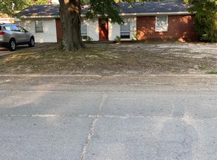 406 S Ash St, Conway, AR 72034