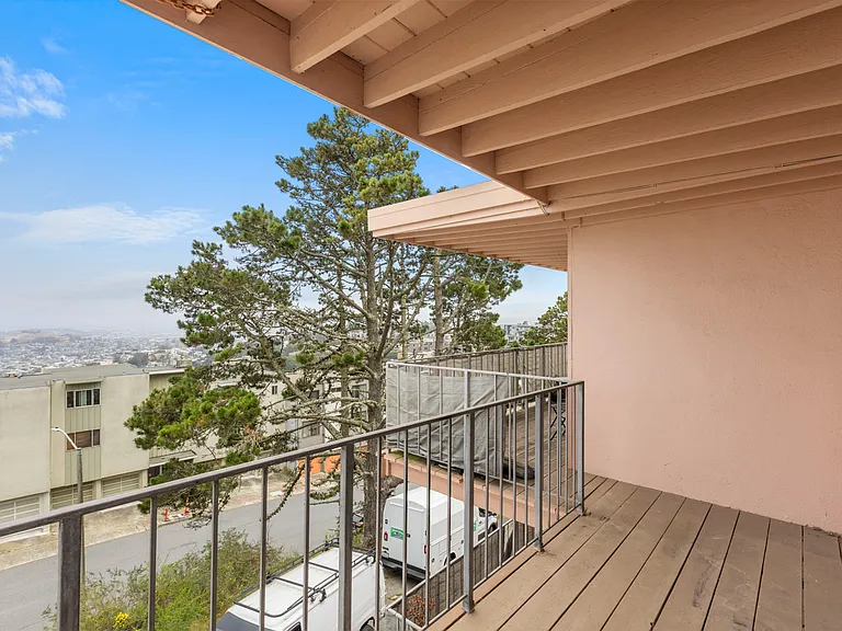 70 Crestline Dr #5 — Photo 11