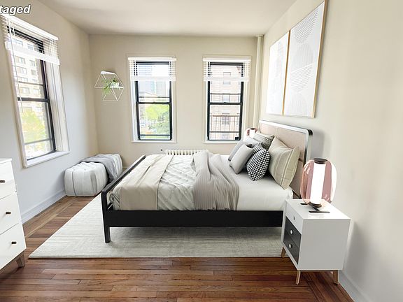 2nd image of 214 W 96th St APT 4J