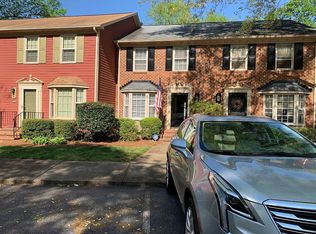 2846 Park Pl, Greensboro, NC 27410