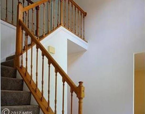 2-story formal foyer