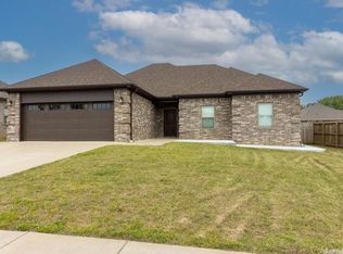 810 Mango Loop, Austin, AR 72007