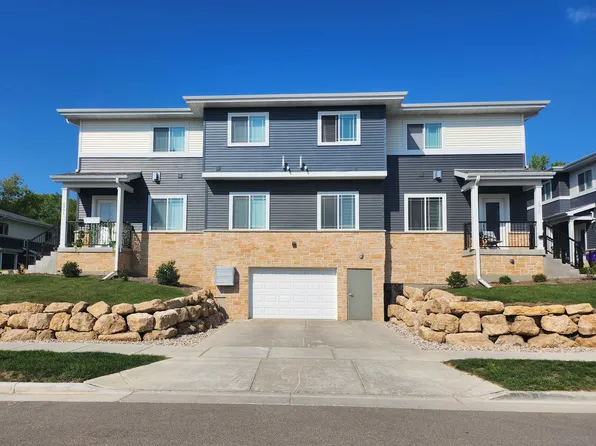 1907 N Windsor Ave, Cottage Grove, WI 53527