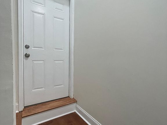 4th image of 704 S 5th St Floor 2
