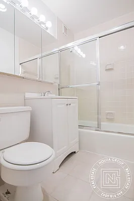 Rented by Nolita Group | media 19