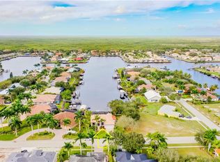 171 Cays Dr, Naples, FL 34114