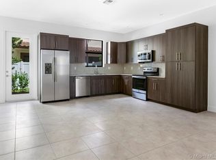 145 NW 209th Ave, Hollywood, FL 33029