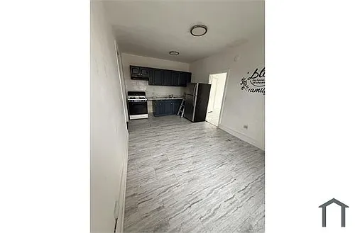1301 Needham Ave #2 Photo 1