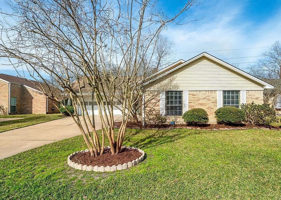 1st image of 13618 Meisterwood Dr