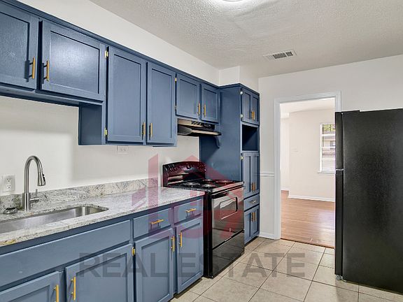 4th image of 3758 San Juan Dr