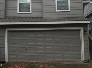 10 S Villa Oaks Dr, Spring, TX 77382