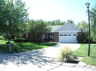 6 Sailmast Ct, Lake St Louis, MO 63367