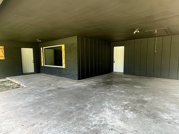 2nd image of 505 Ashley Road 249
