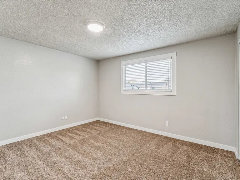 2111 Airport Ave #2105 — Photo 11