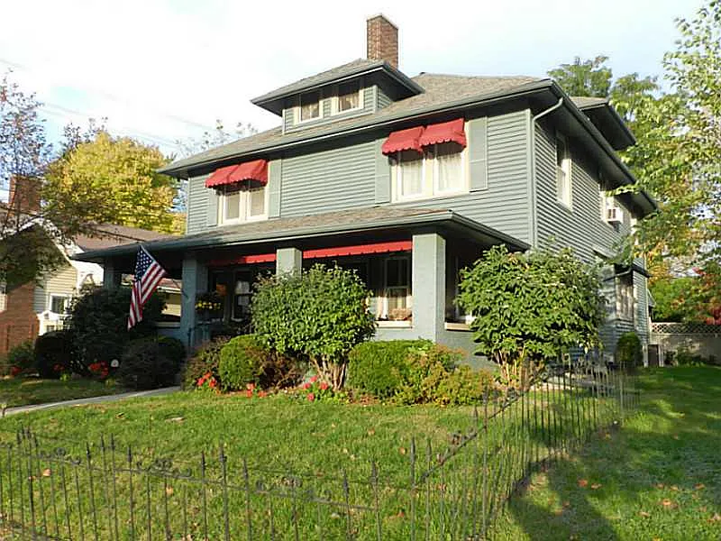 312 S Water St photo 1