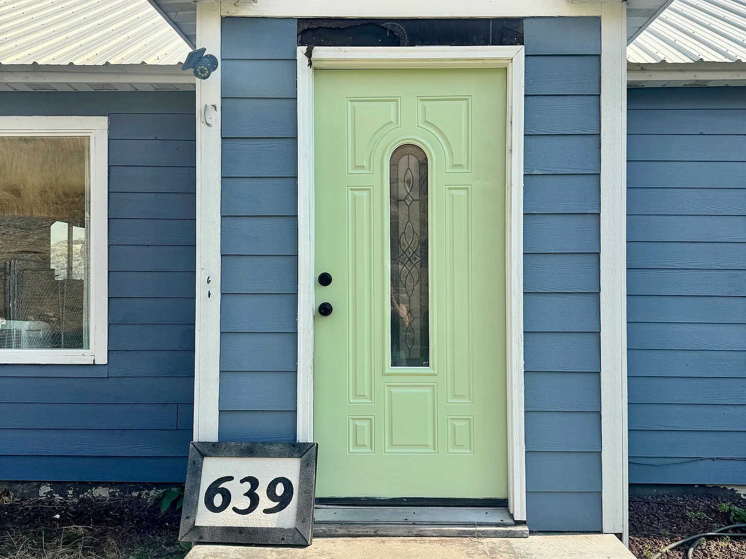 4 bed, 1800 sqft, $2,300 — Photo 2