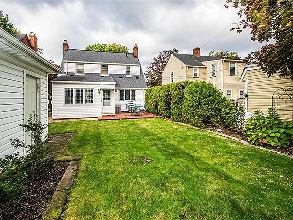 5th image of 3139 W 160th St