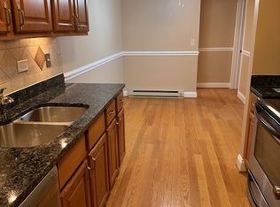 5027 N East River Rd #1-B, Chicago, IL 60656