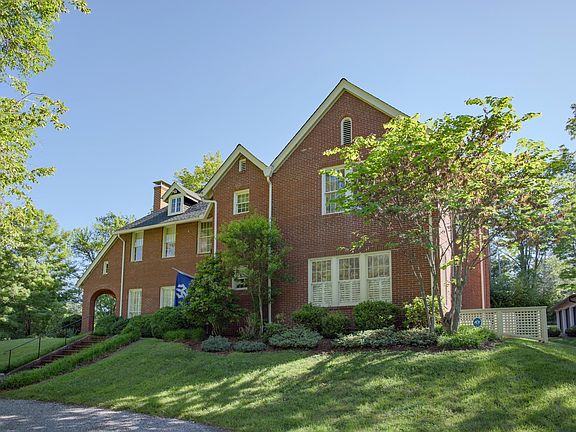 4th image of 203 Ross Rd