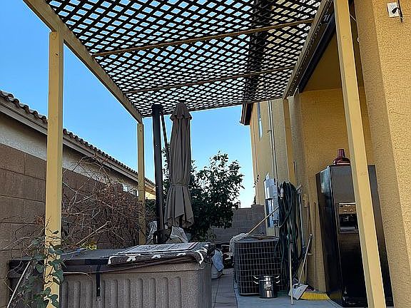4th image of 9510 W Mariposa St