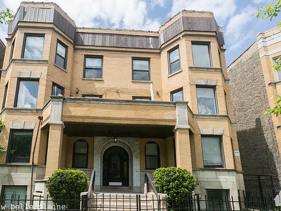 4th image of 920 W Belle Plaine Ave #1521