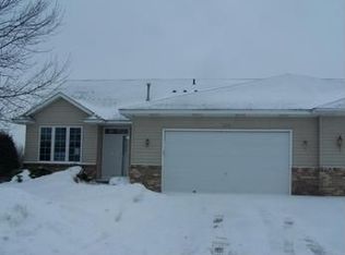526 Buffalo Run Rd, Buffalo, MN 55313