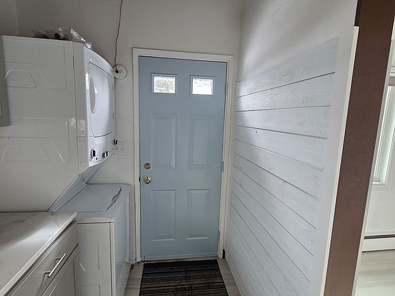 5th image of 225 E Manor Ave #A