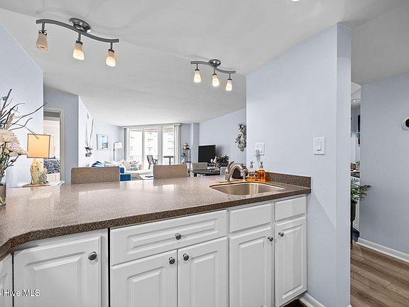 5th image of 2000 New River Inlet Road Unit 1312