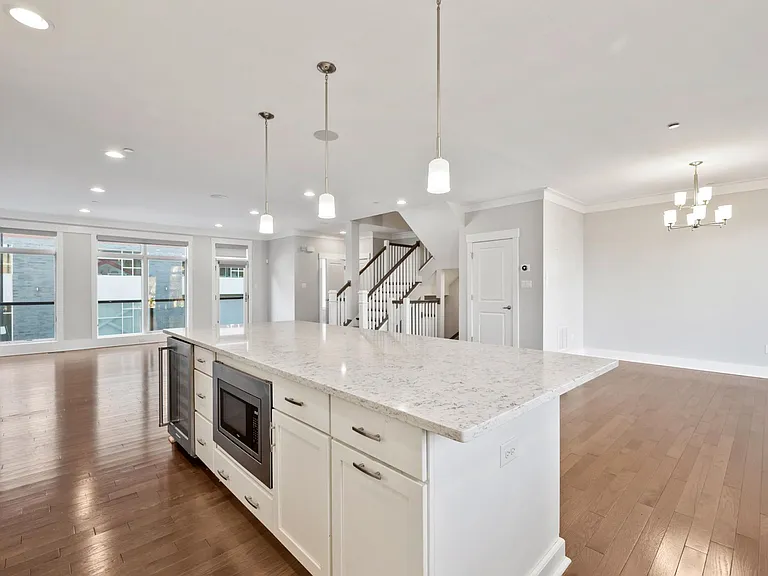 114 Reizenstein Way — Photo 6