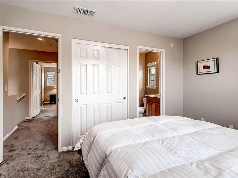 2540 Escala Cir — Photo 10